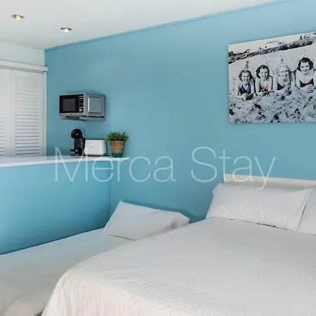 Lägenhet Beautiful With Pool & Sea Views Sitges