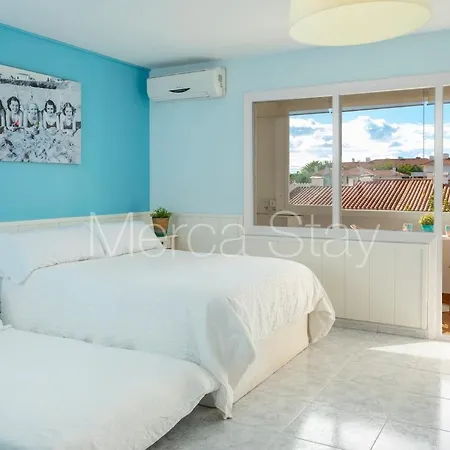 Beautiful With Pool & Sea Views 公寓 *
