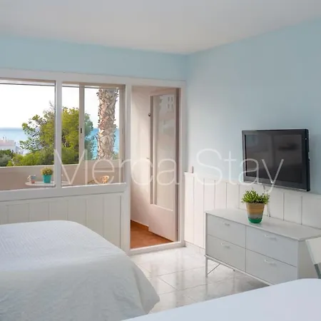 Lägenhet Beautiful With Pool & Sea Views Sitges